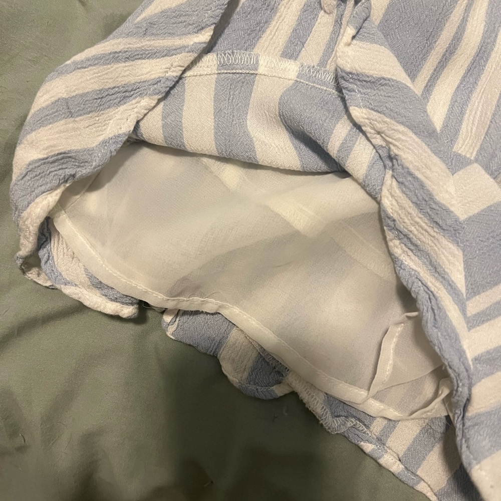 AE romper - Picture 3 of 9